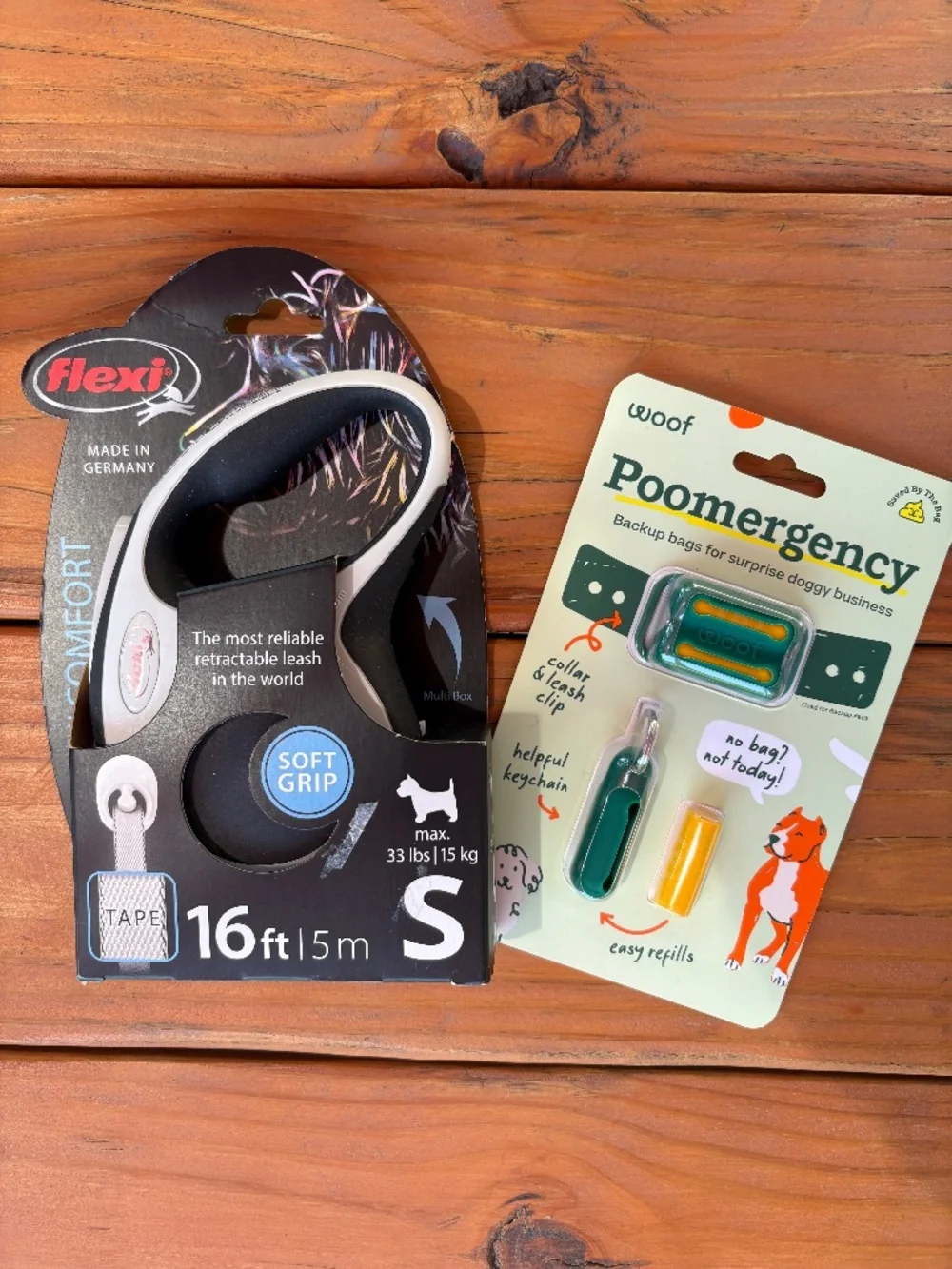 NWT Flexi Comfort Small Dog Retractable Tape Leash, Black/White,Woof Poomergency
